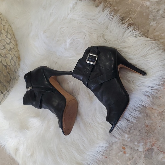 Vince Camuto Shoes - Vince camuto black women's leather open toe bootie heel boots size 7.5M